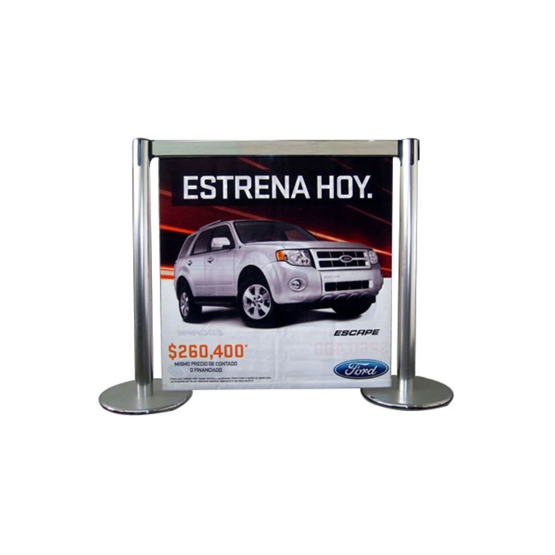 Cartel publicitario con tubo travesaño oval